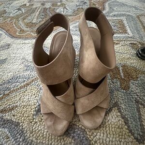 Vince Women's Beige Suede Heels